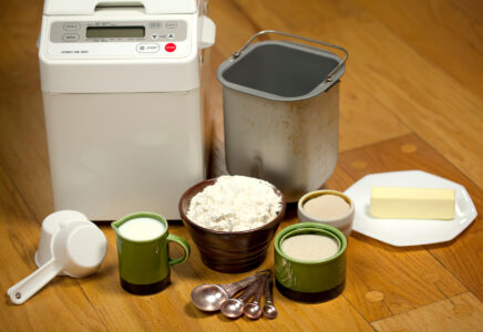 Bread Machine Tips: Using a Bread Machine to Knead Dough Image